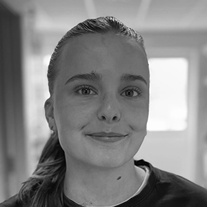 Emma er Veterinærsygeplejerskeelev på Evidensia Trekantens Dyrehospital