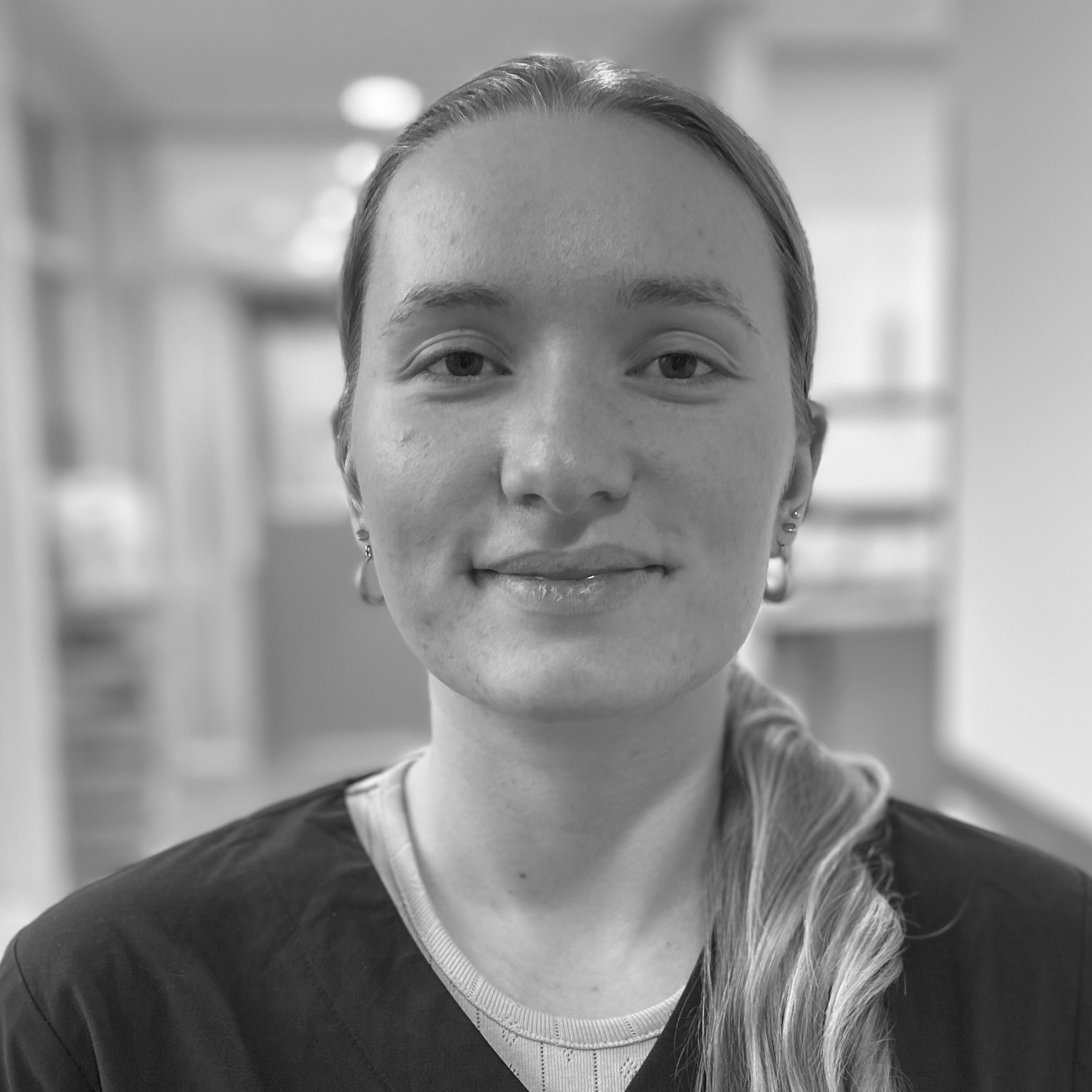 Sille arbejder som Dyrlægestuderende på Evidensia Karlslunde Dyrehospital.