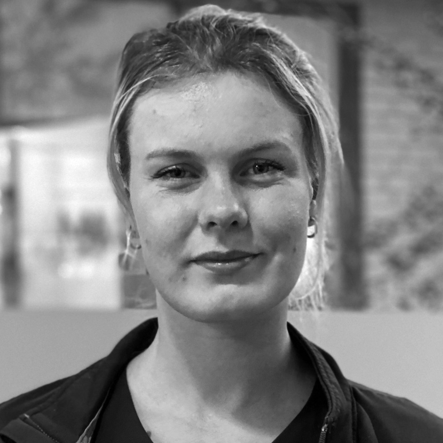Mathilde arbejder som klinikassistent på Evidensia Karlslunde Dyrehospital